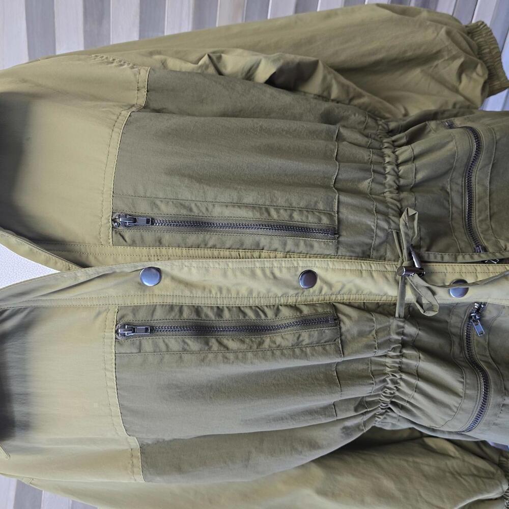 Women's Two Tone Quilt Lined Jacket | Future Collective | X Small - Picture 3 of 10
